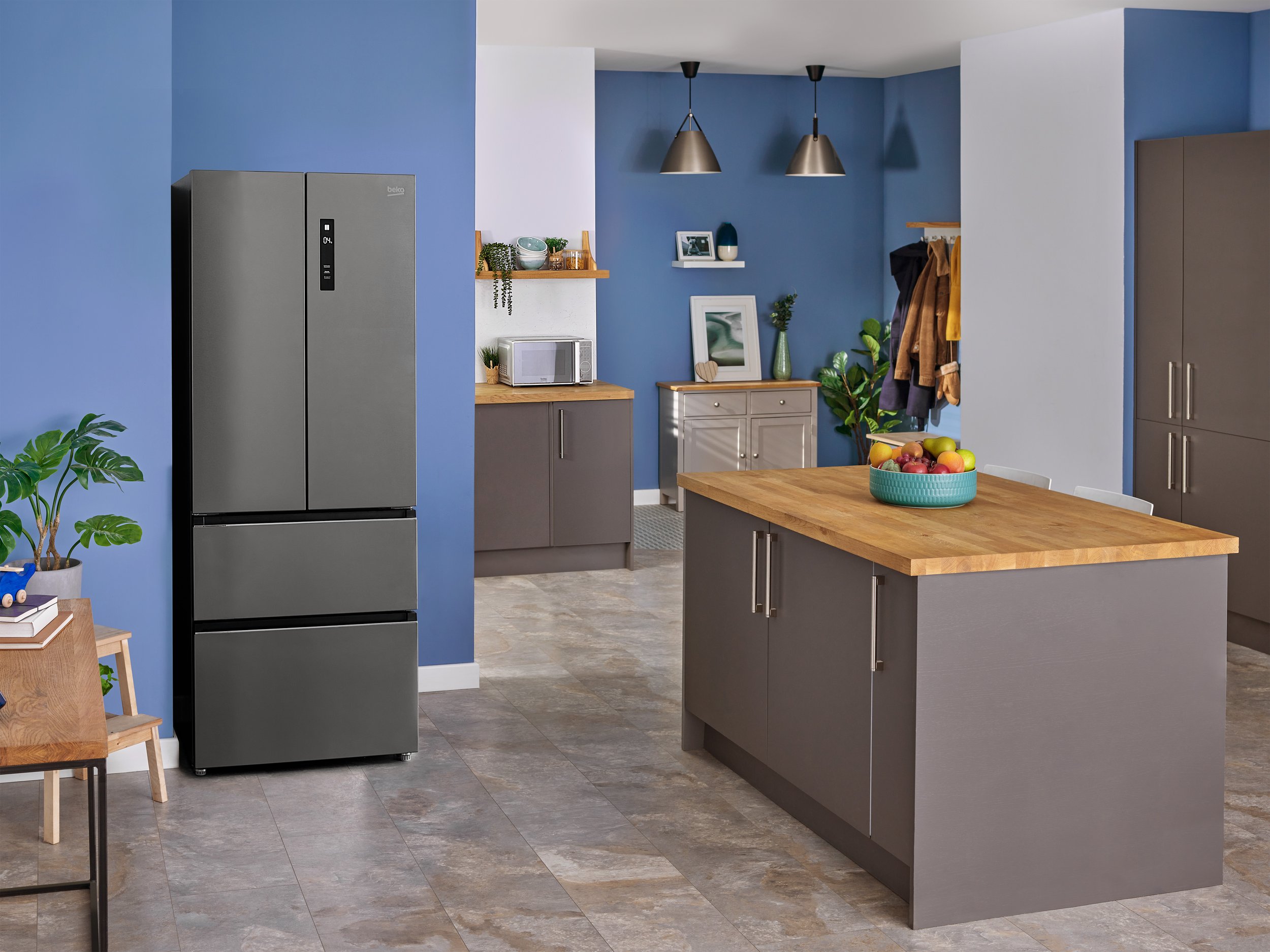 Four Door American Style Fridge Freezer With MultiZone® and