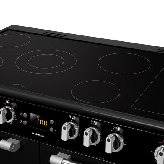 5-Zone Ceramic Hob and Separate Warming Zone