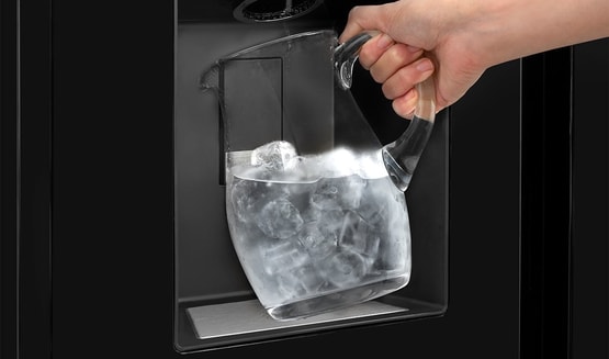 Plumbed Water and Ice Dispenser