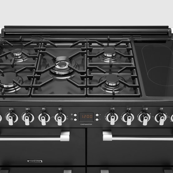 5-Burner Hob and Separate Ceramic Zone